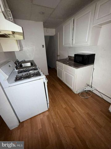 1316 EDGEWOOD AVE, Trenton, NJ 08618