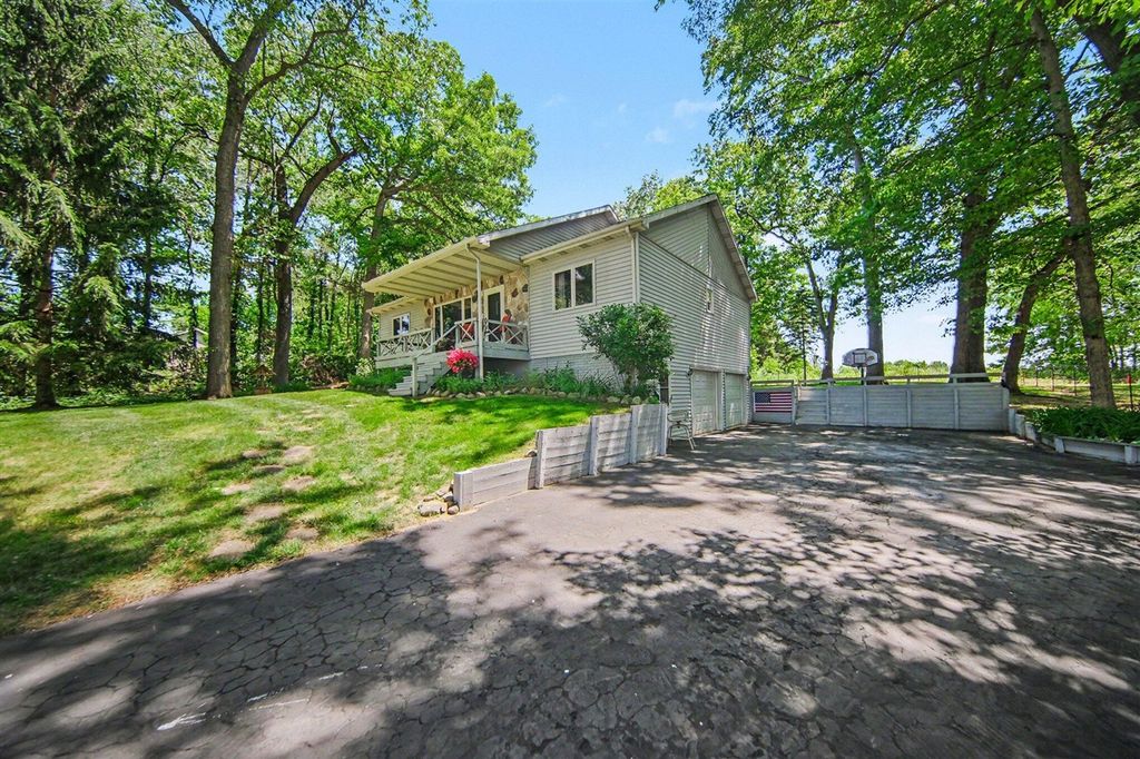 12895 Kelley Road, Brooklyn, MI 49230