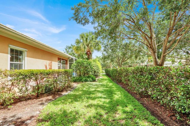 1825 Dakota Drive, Jupiter, FL 33458