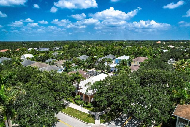 1825 Dakota Drive, Jupiter, FL 33458