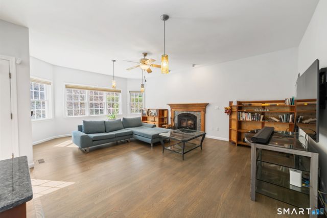 83 Valley Stream Lane, Southbury, CT 06488