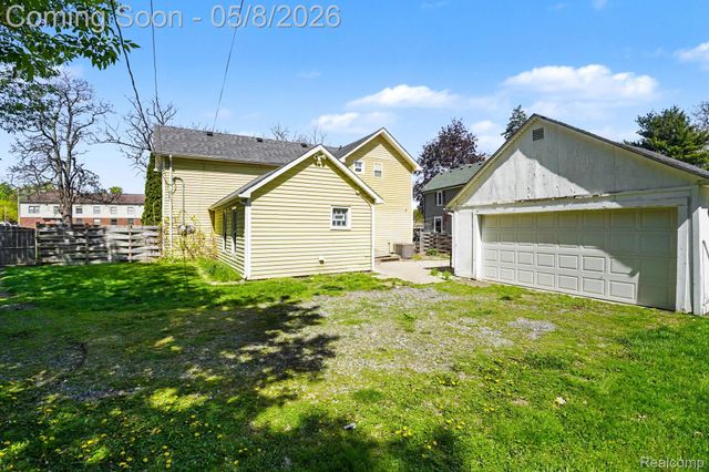 409 Fleming Street, Howell, MI 48843
