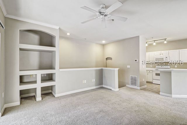 4 Indigo Run Dr Apt 3711, Hilton Head Island, SC 29926