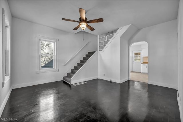 1729 Newberry Street, Cuyahoga Falls, OH 44221