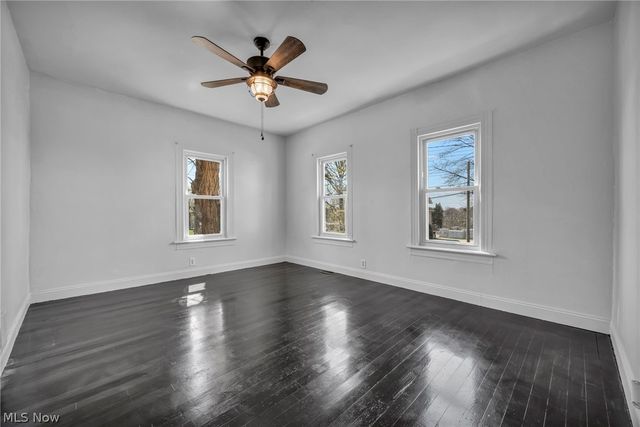 1729 Newberry Street, Cuyahoga Falls, OH 44221