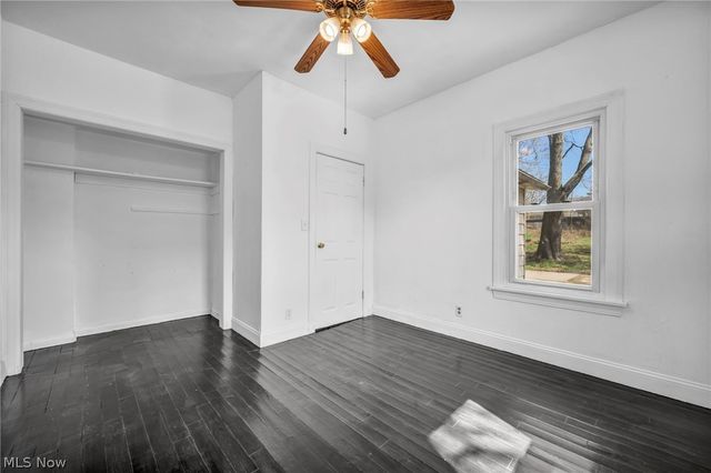 1729 Newberry Street, Cuyahoga Falls, OH 44221