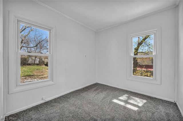 1729 Newberry Street, Cuyahoga Falls, OH 44221