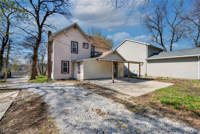 1729 Newberry Street, Cuyahoga Falls, OH 44221