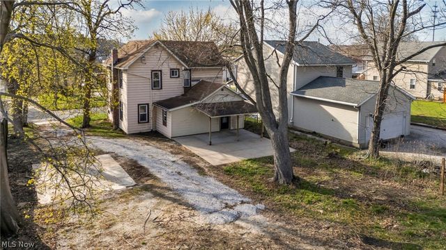 1729 Newberry Street, Cuyahoga Falls, OH 44221