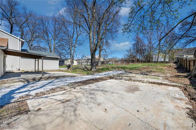 1729 Newberry Street, Cuyahoga Falls, OH 44221