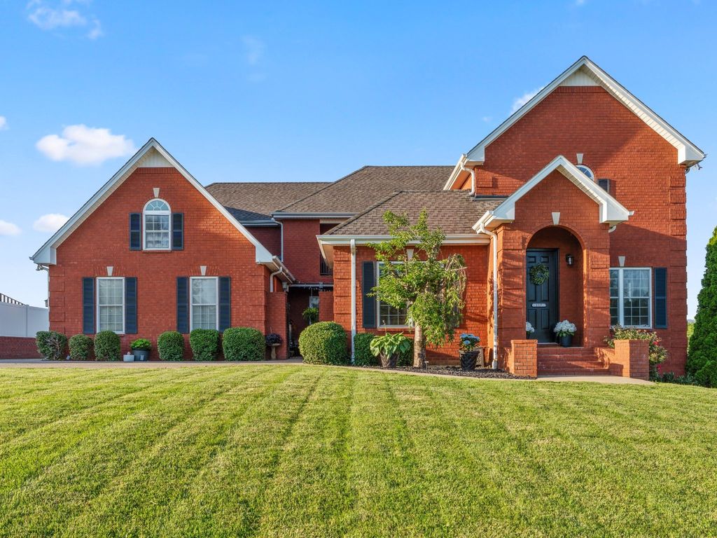 117 Pin Oak Dr, Woodbury, TN 37190