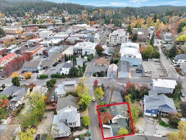 206 N Church St, Grass Valley, CA 95945