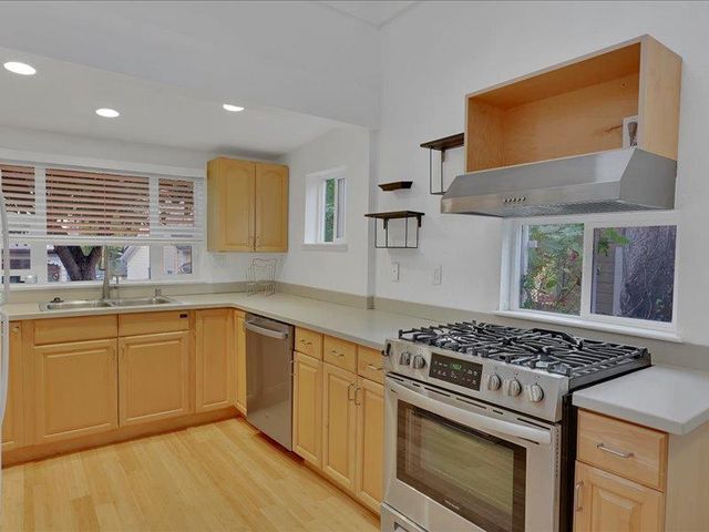 206 N Church St, Grass Valley, CA 95945