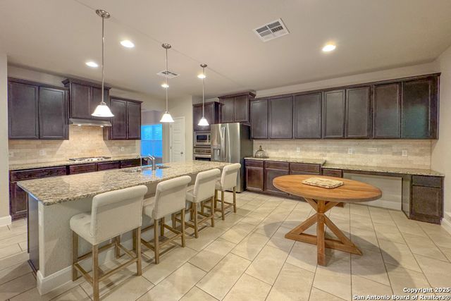 444 Whistlers Way, Spring Branch, TX 78070