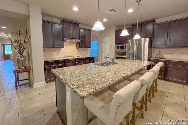 444 Whistlers Way, Spring Branch, TX 78070