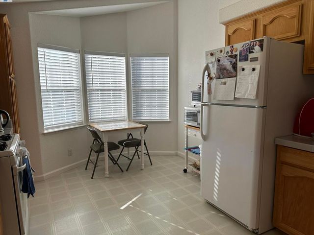 711 Old Canyon Rd, Fremont, CA 94536