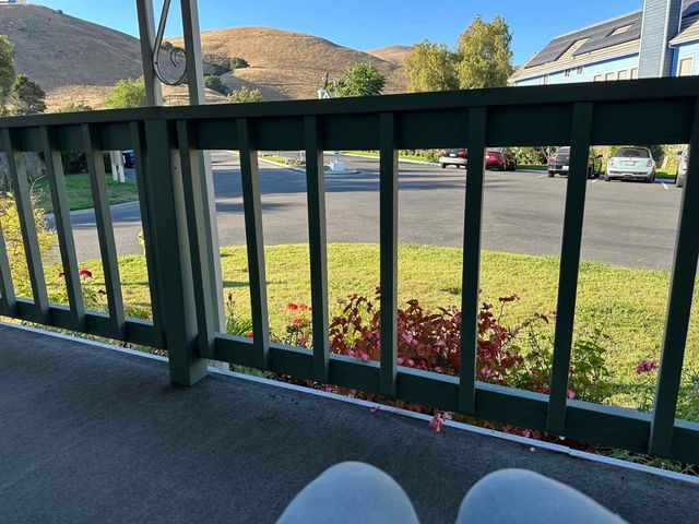 711 Old Canyon Rd, Fremont, CA 94536