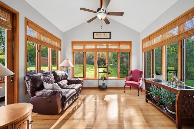 26165 N Greenbriar Court, Lake Barrington, IL 60084
