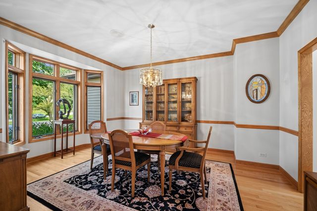 26165 N Greenbriar Court, Lake Barrington, IL 60084