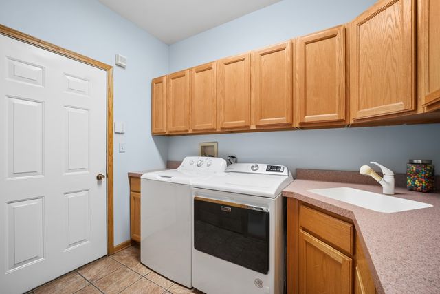 26165 N Greenbriar Court, Lake Barrington, IL 60084