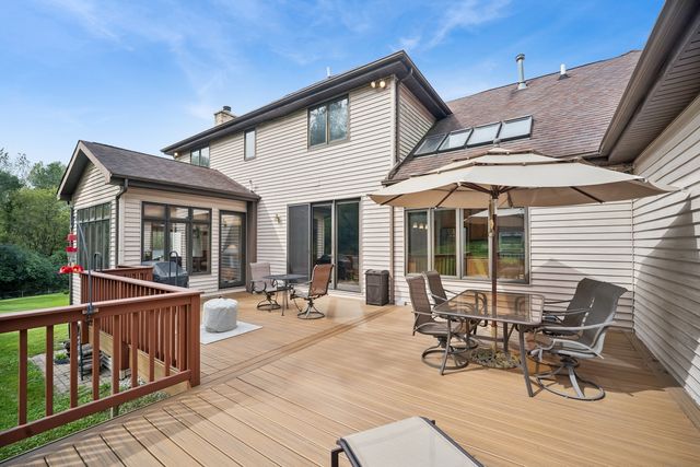 26165 N Greenbriar Court, Lake Barrington, IL 60084