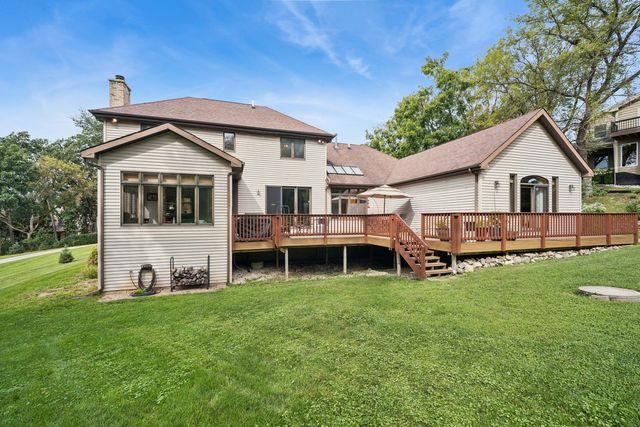 26165 N Greenbriar Court, Lake Barrington, IL 60084
