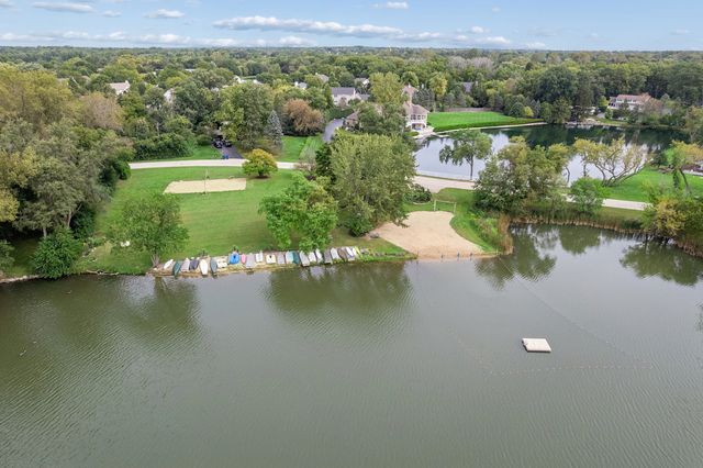 26165 N Greenbriar Court, Lake Barrington, IL 60084