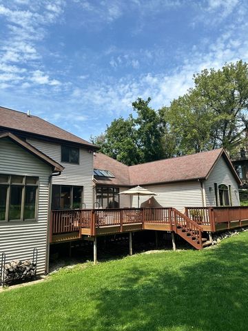 26165 N Greenbriar Court, Lake Barrington, IL 60084