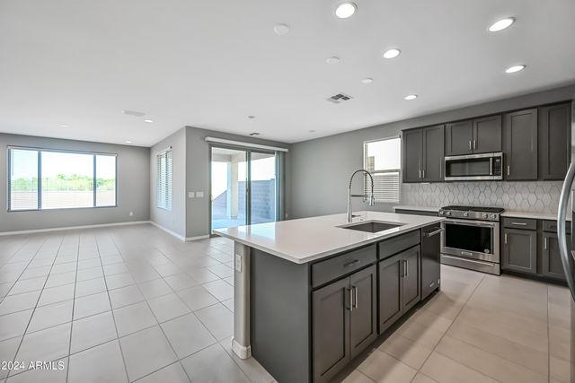 7144 W Coles Road, Laveen, AZ 85339