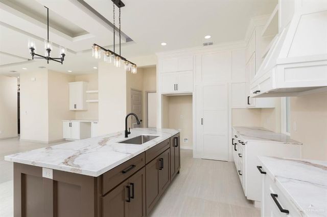4904 Duke Avenue, Mcallen, TX 78504