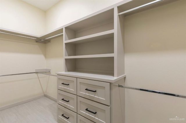 4904 Duke Avenue, Mcallen, TX 78504