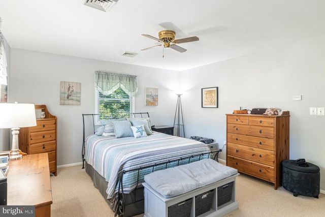 38 PINEHURST DR, Little Egg Harbor Twp, NJ 08087