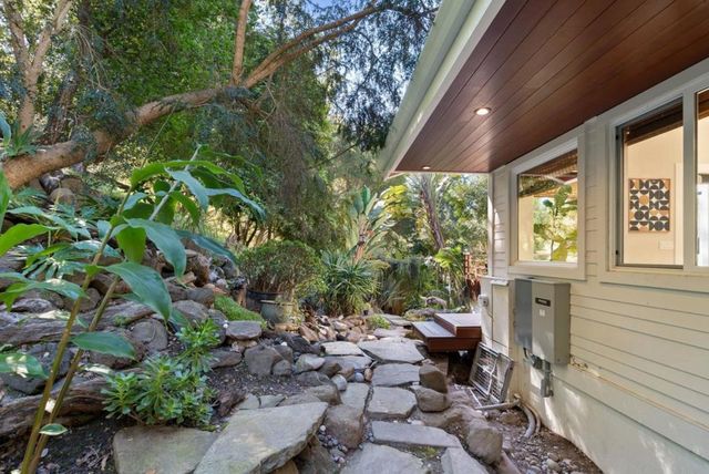 101 Endlich Drive, Santa Cruz, CA 95060