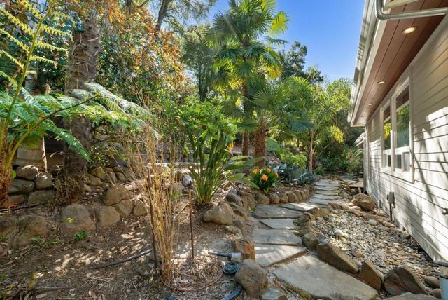 101 Endlich Drive, Santa Cruz, CA 95060