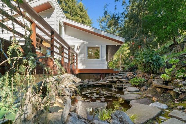 101 Endlich Drive, Santa Cruz, CA 95060