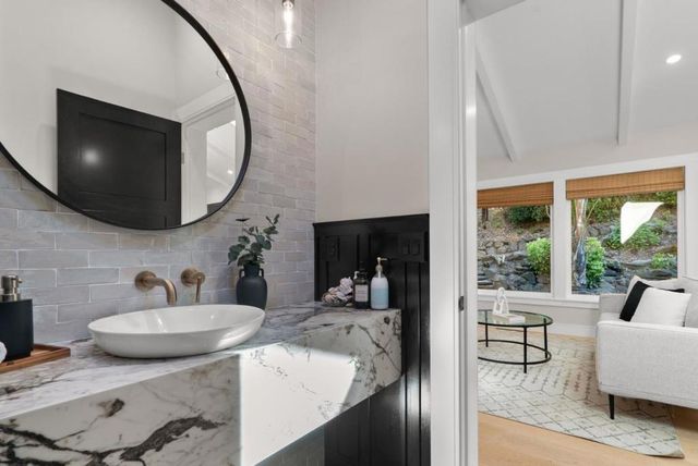 101 Endlich Drive, Santa Cruz, CA 95060