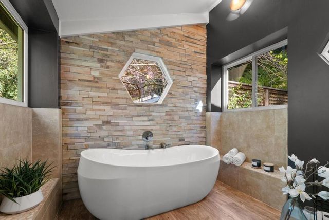 101 Endlich Drive, Santa Cruz, CA 95060