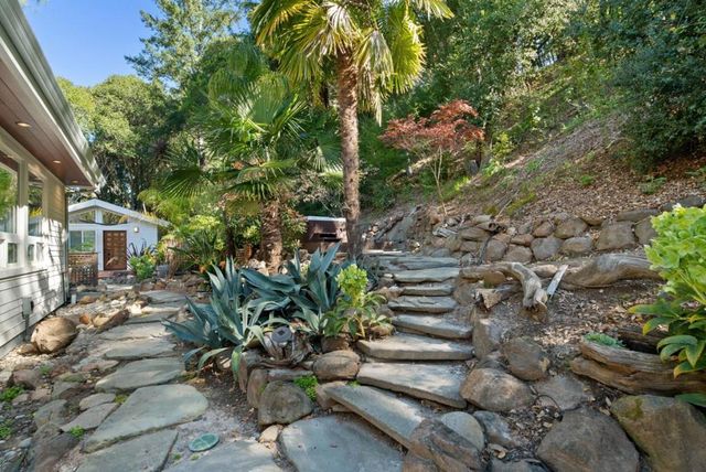 101 Endlich Drive, Santa Cruz, CA 95060