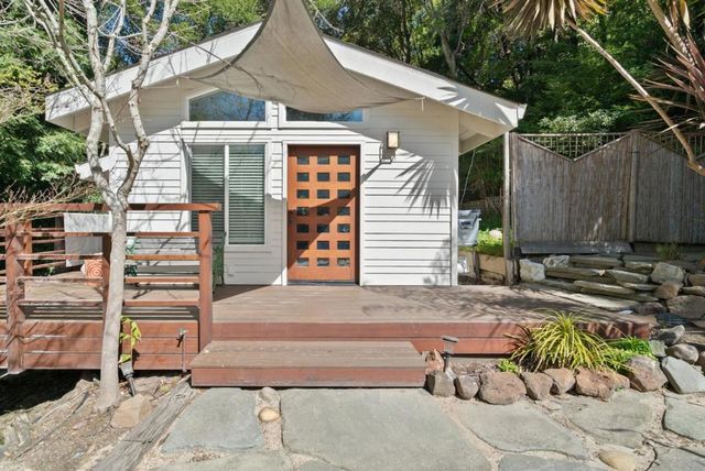 101 Endlich Drive, Santa Cruz, CA 95060