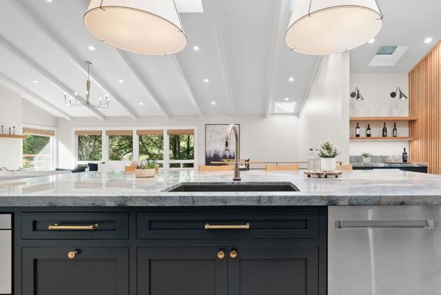 101 Endlich Drive, Santa Cruz, CA 95060