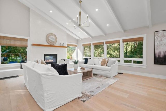 101 Endlich Drive, Santa Cruz, CA 95060