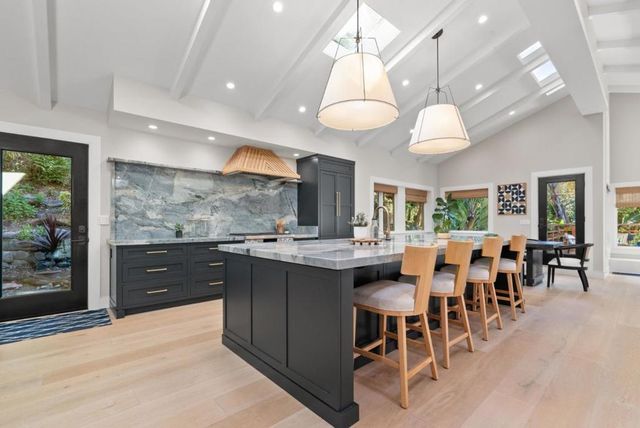 101 Endlich Drive, Santa Cruz, CA 95060