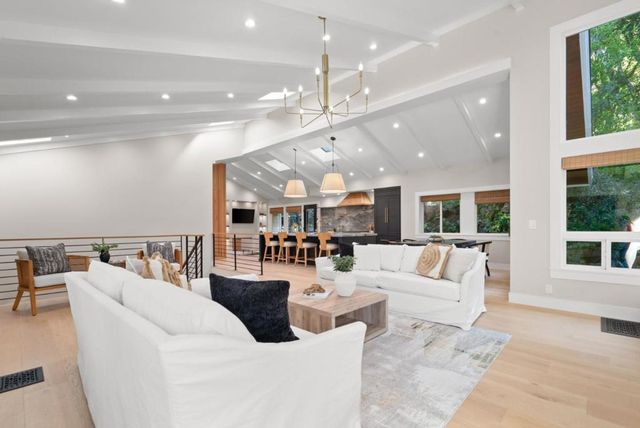 101 Endlich Drive, Santa Cruz, CA 95060