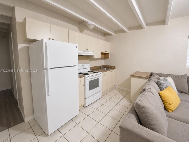 614 SW 10th Avenue 2, Homestead, FL 33030