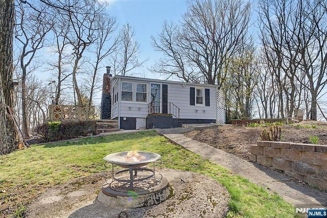 10 Berton Road, Boonton Township, NJ 07005