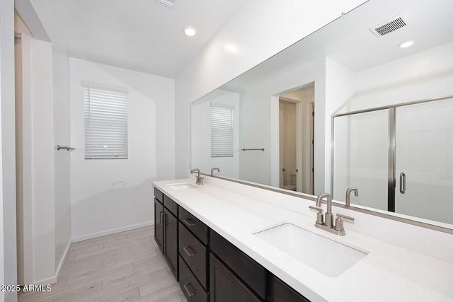 2460 W Rowel Road, Phoenix, AZ 85085