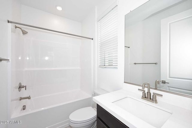 2460 W Rowel Road, Phoenix, AZ 85085