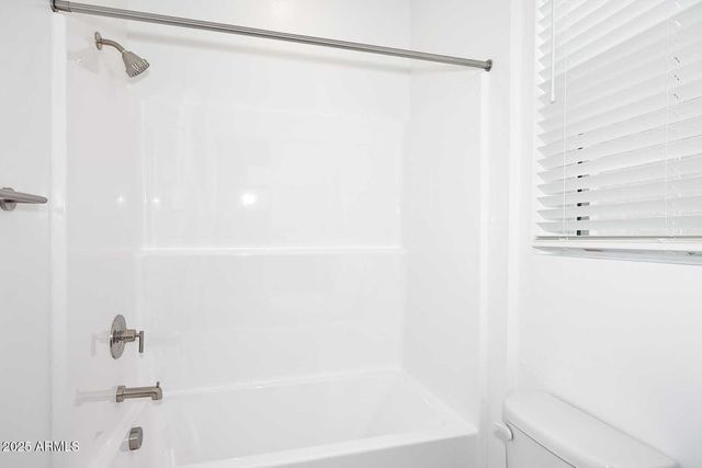 2460 W Rowel Road, Phoenix, AZ 85085