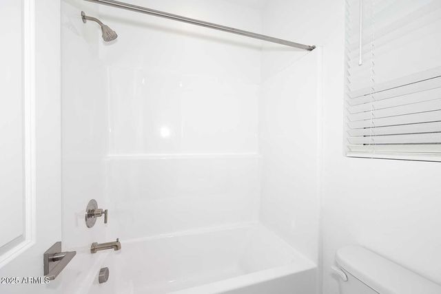 2460 W Rowel Road, Phoenix, AZ 85085