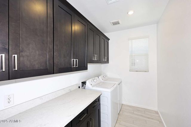 2460 W Rowel Road, Phoenix, AZ 85085